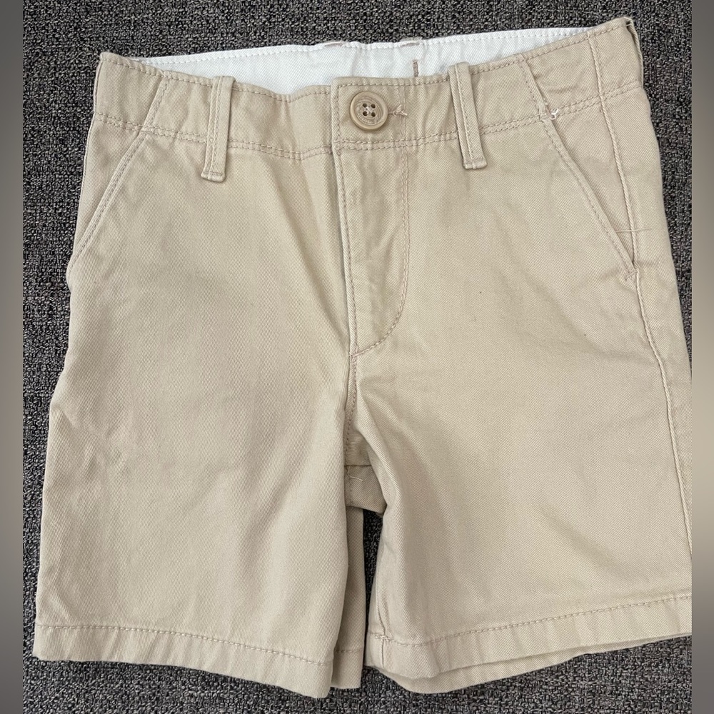 Baby Gap Boys shorts 3 Years NWOT